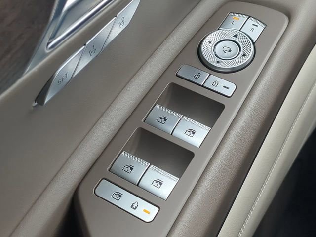 Used 2023 Genesis GV80 2.5T w/ Prestige 20" Package image 23