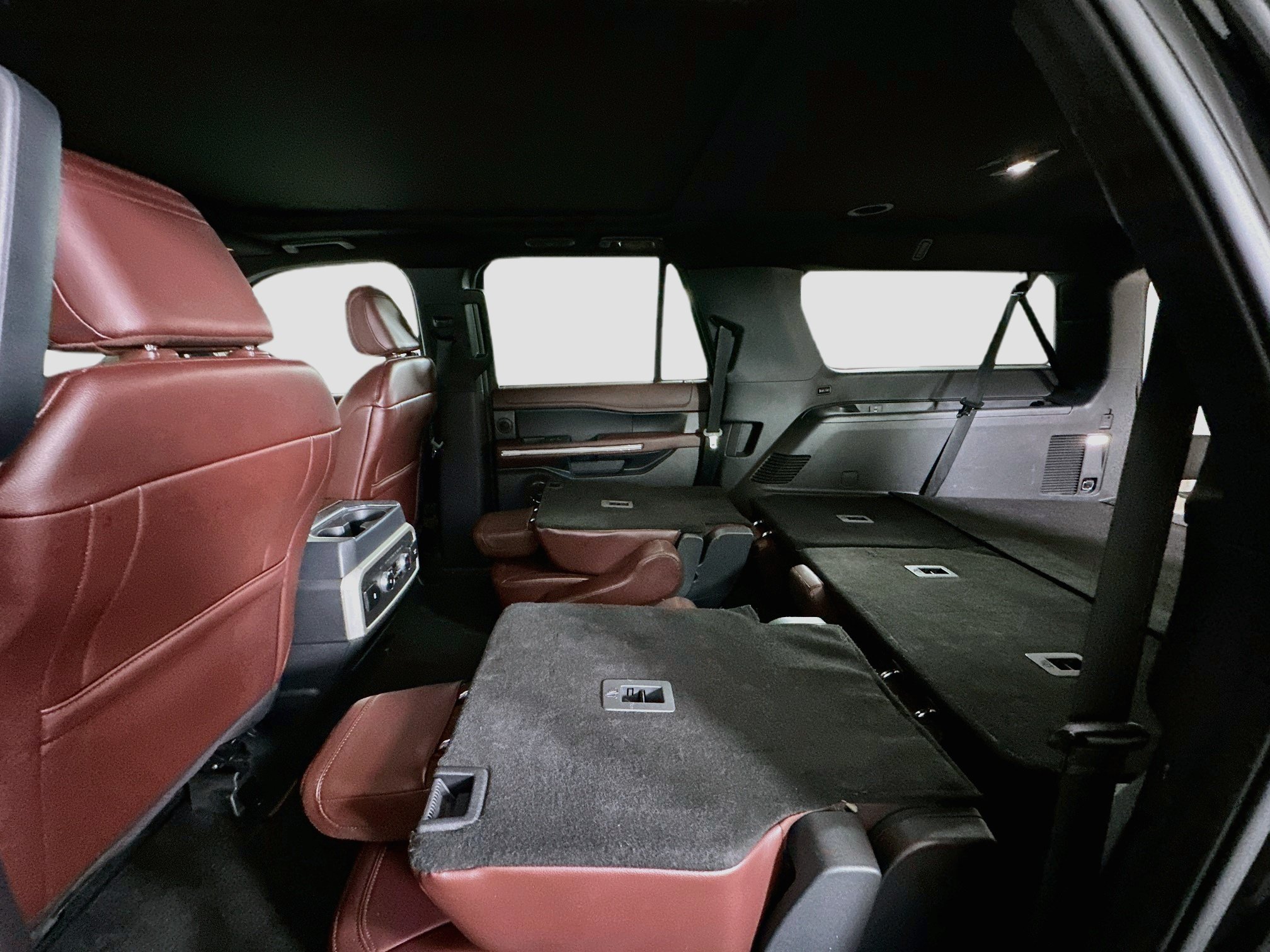 Used 2024 Ford Expedition Max Limited RWD image 29