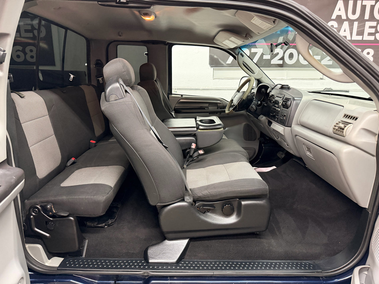 Used 2005 Ford F250 Lariat image 30