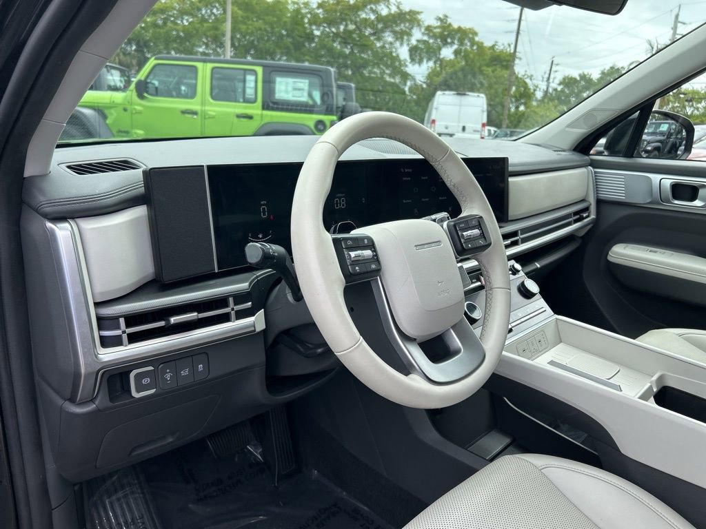 Used 2024 Hyundai Santa Fe SEL image 11