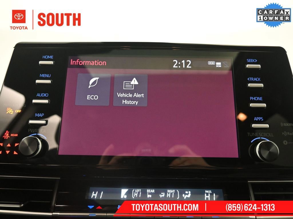 Used 2023 Toyota Sienna XLE image 19