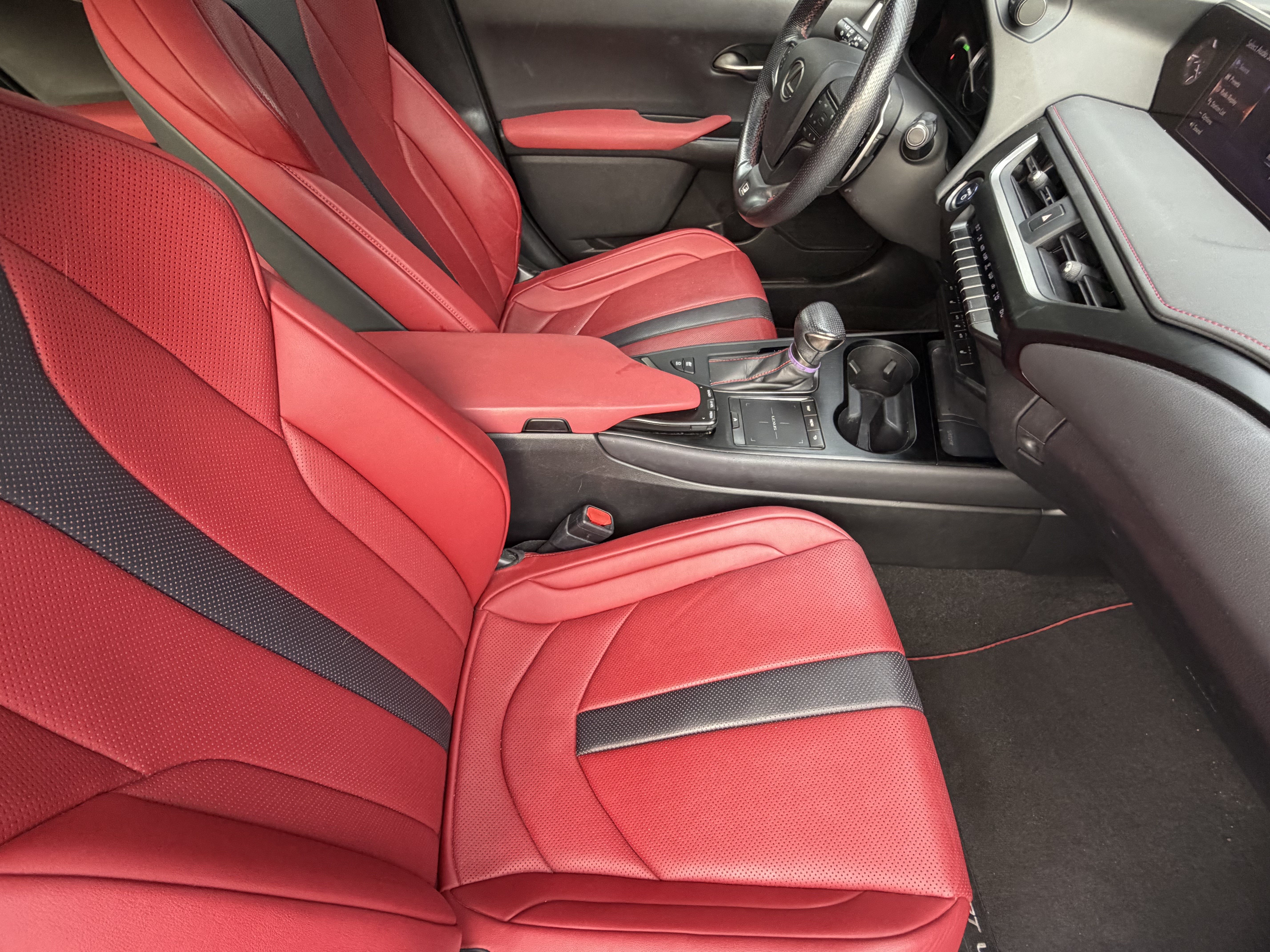 Used 2019 Lexus UX 250h F Sport w/ F Sport Premium Package AWD/4WD image 44