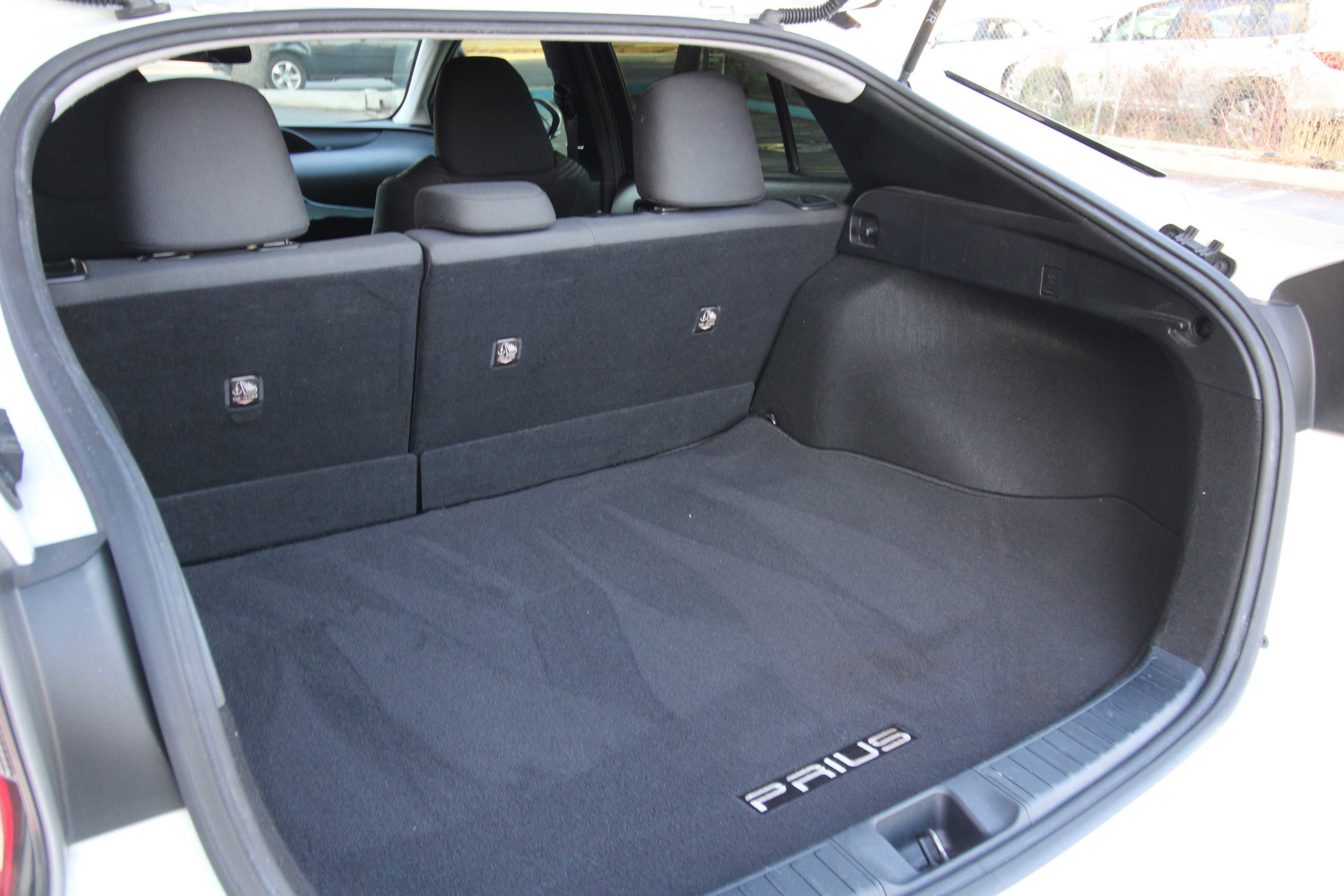 Used 2016 Toyota Prius Two image 38