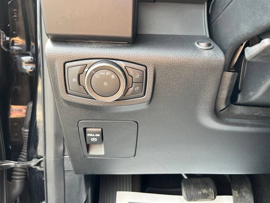 Used 2020 Ford Expedition XL AWD/4WD image 17