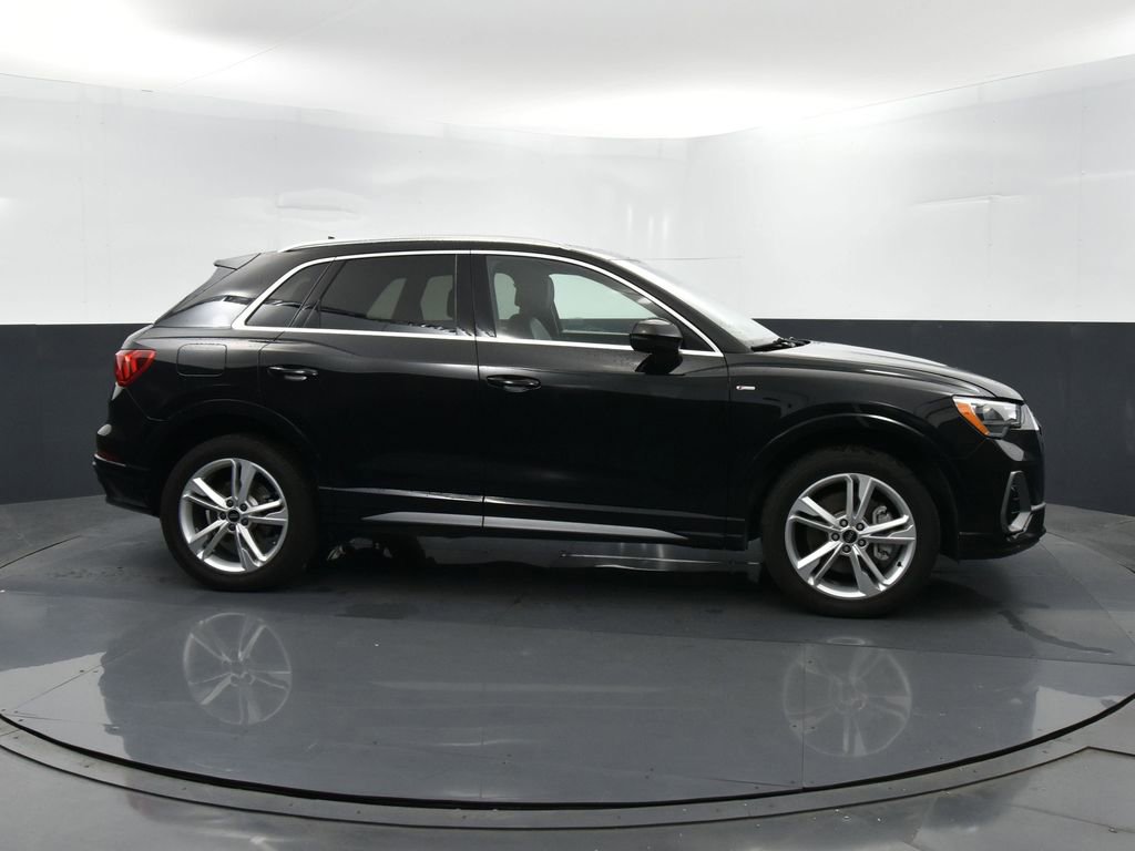 Used 2022 Audi Q3 2.0T Premium image 43