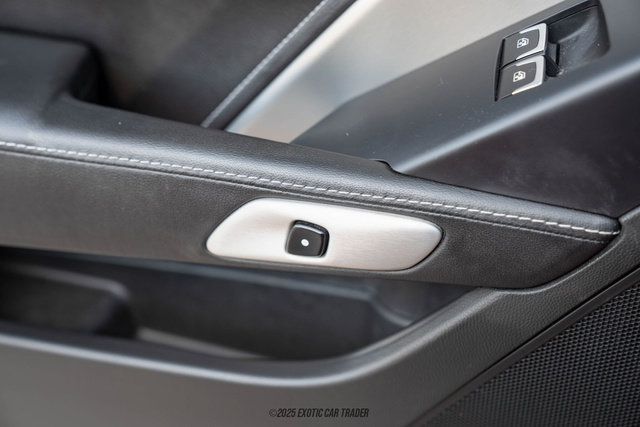 Used 2019 Chevrolet Corvette Stingray Coupe w/ Carbon Flash Badge Package image 40