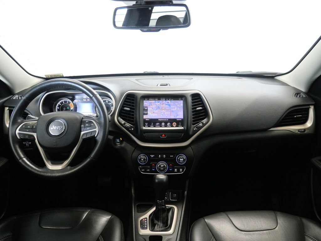 Used 2016 Jeep Cherokee Limited FWD image 17