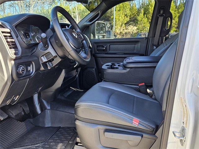 Used 2025 RAM 3500 Tradesman w/ Chrome Appearance Group image 14