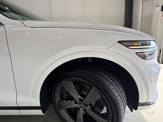 Used 2025 Genesis GV70 3.5T Sport w/ Sport Advanced Package image 4