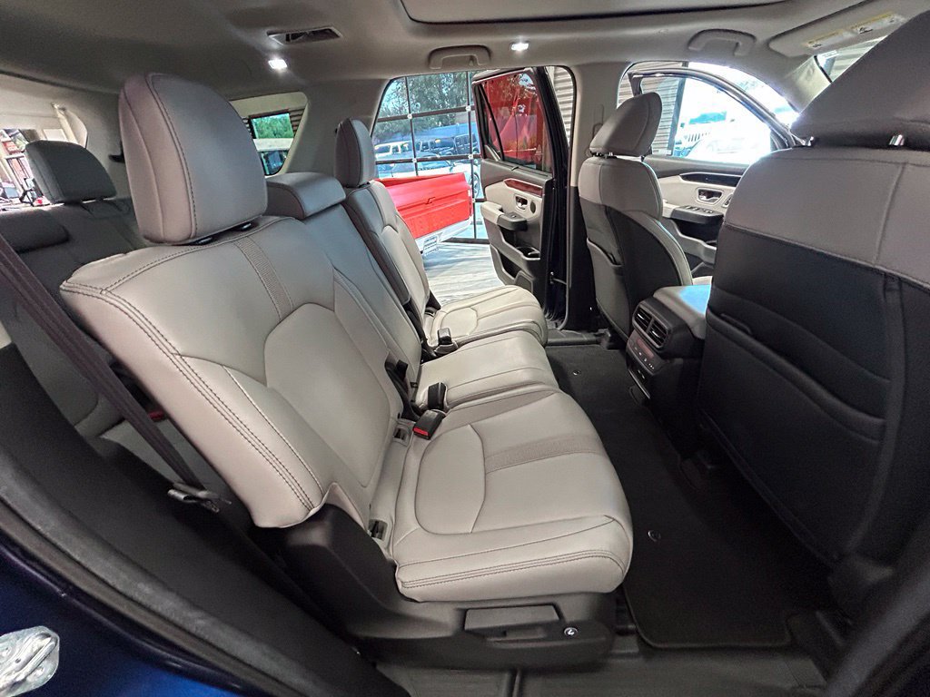 Used 2023 Honda Pilot Touring image 45