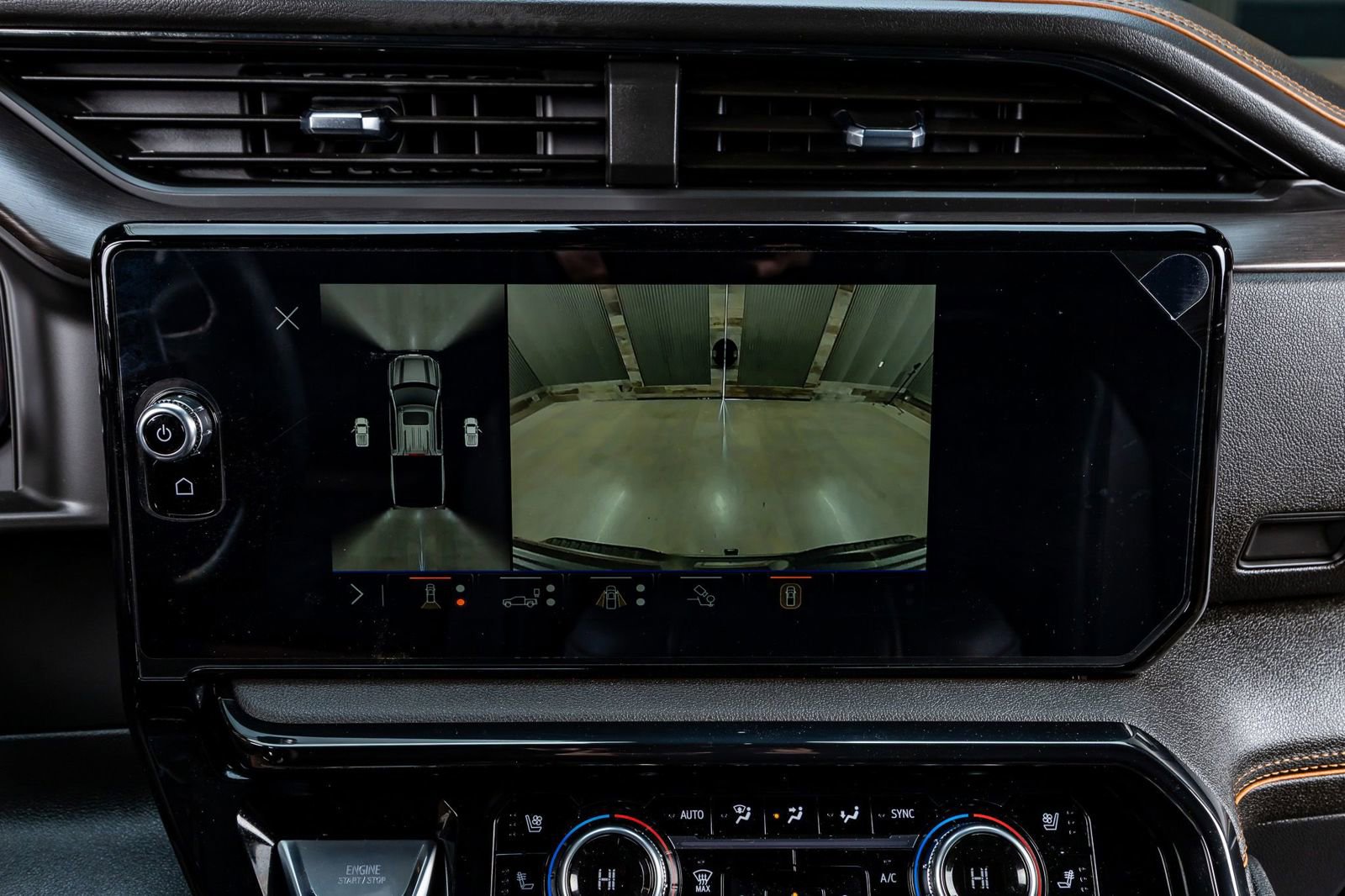 Used 2025 GMC Sierra 1500 AT4 w/ AT4 Premium Package image 25