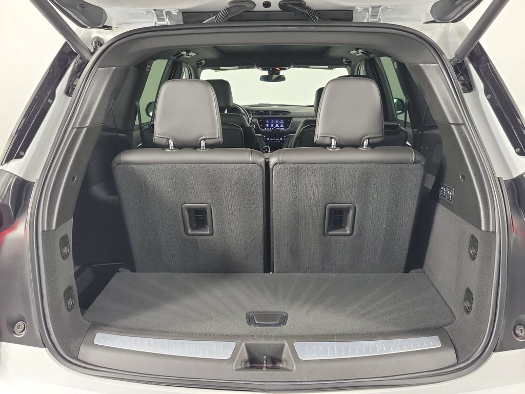 Certified 2023 Cadillac XT6 Premium Luxury FWD image 8