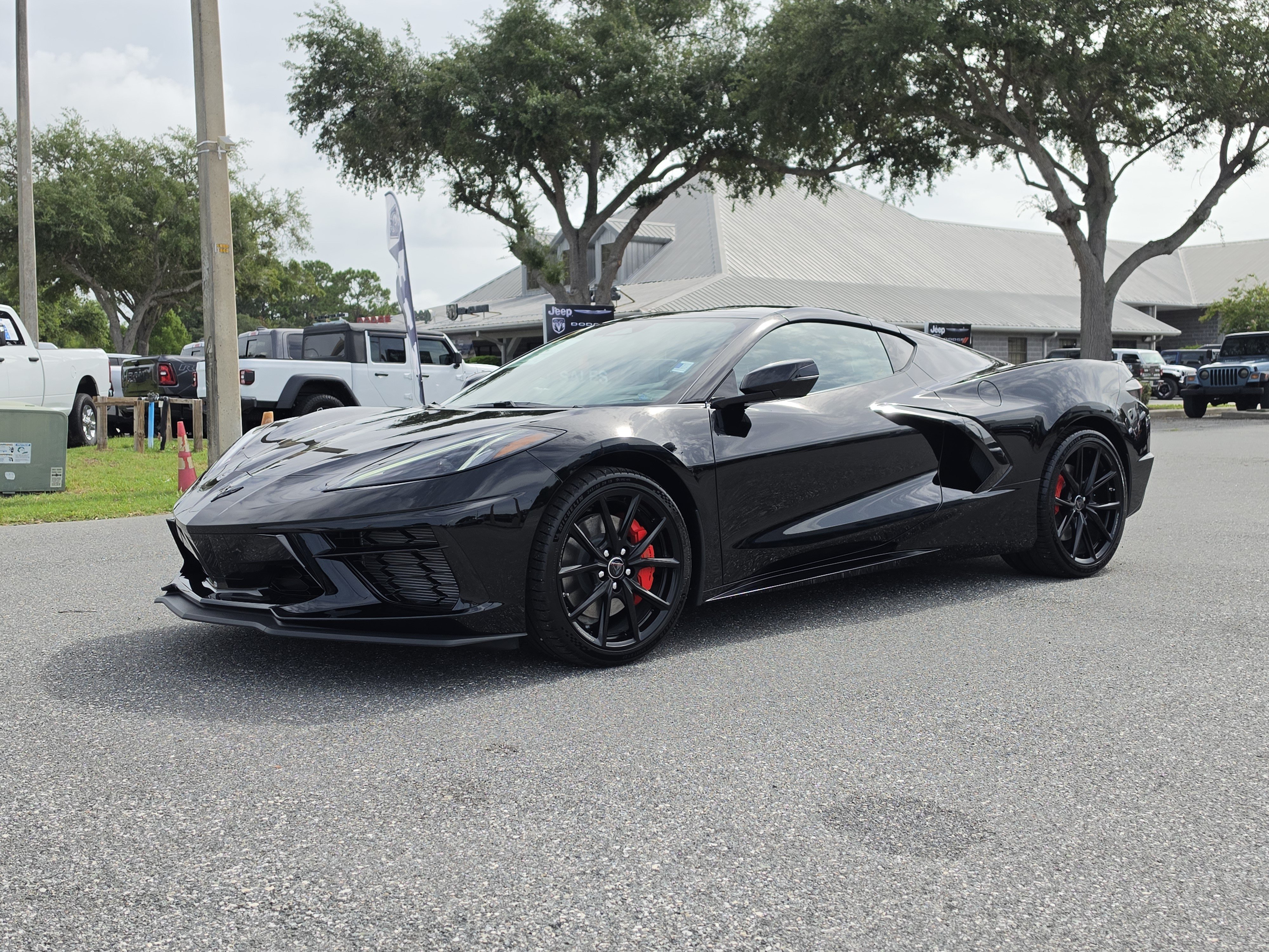 New 2027 Chevrolet Corvette Stingray Coupe w/ Z51 Performance Package RWD image 10