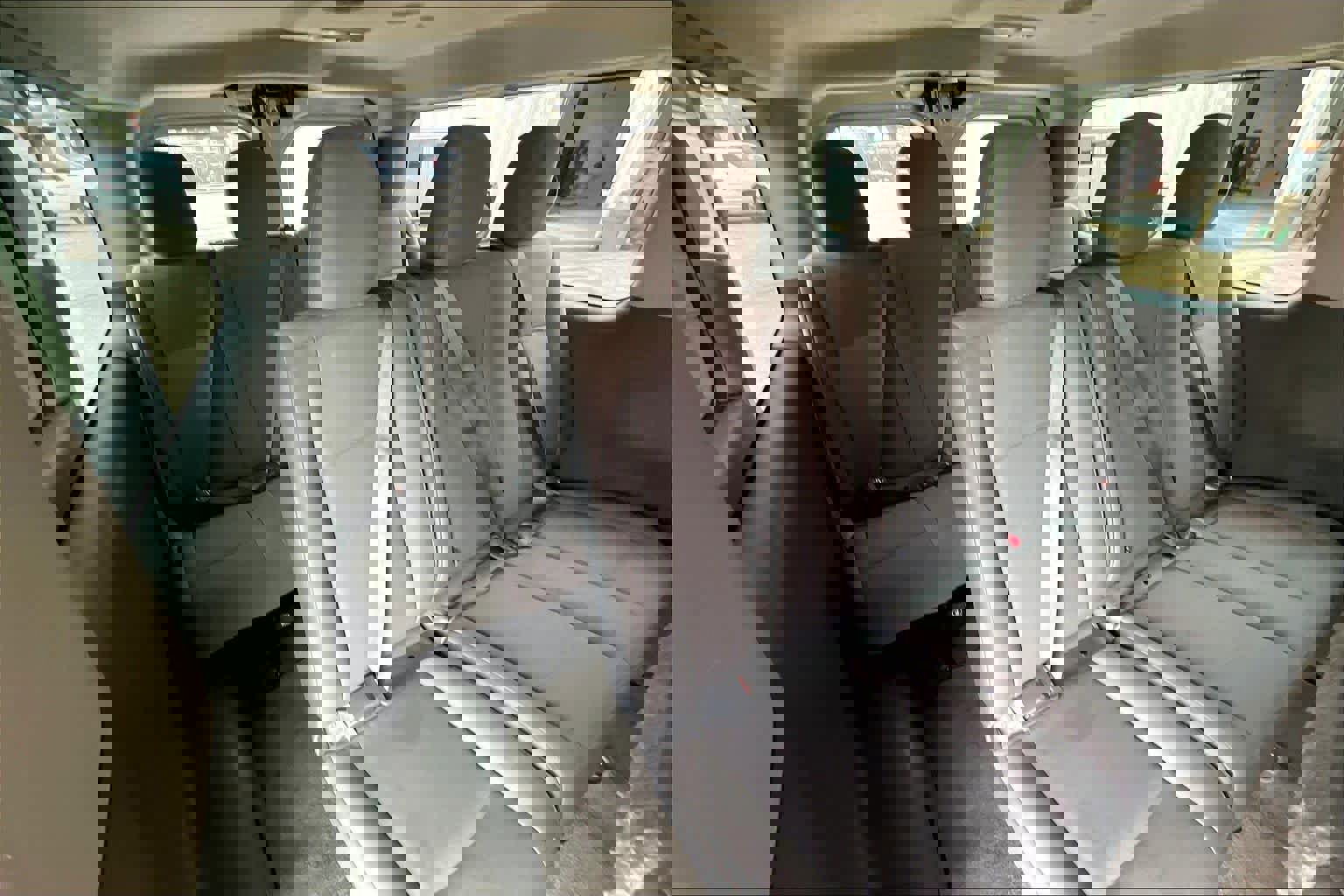 Used 2019 Nissan NV 3500 SV w/ Navigation Package image 17