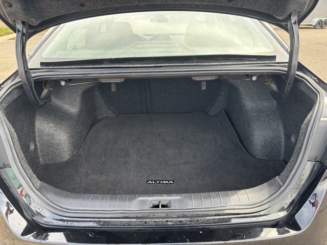 Used 2024 Nissan Altima 2.5 SV image 18