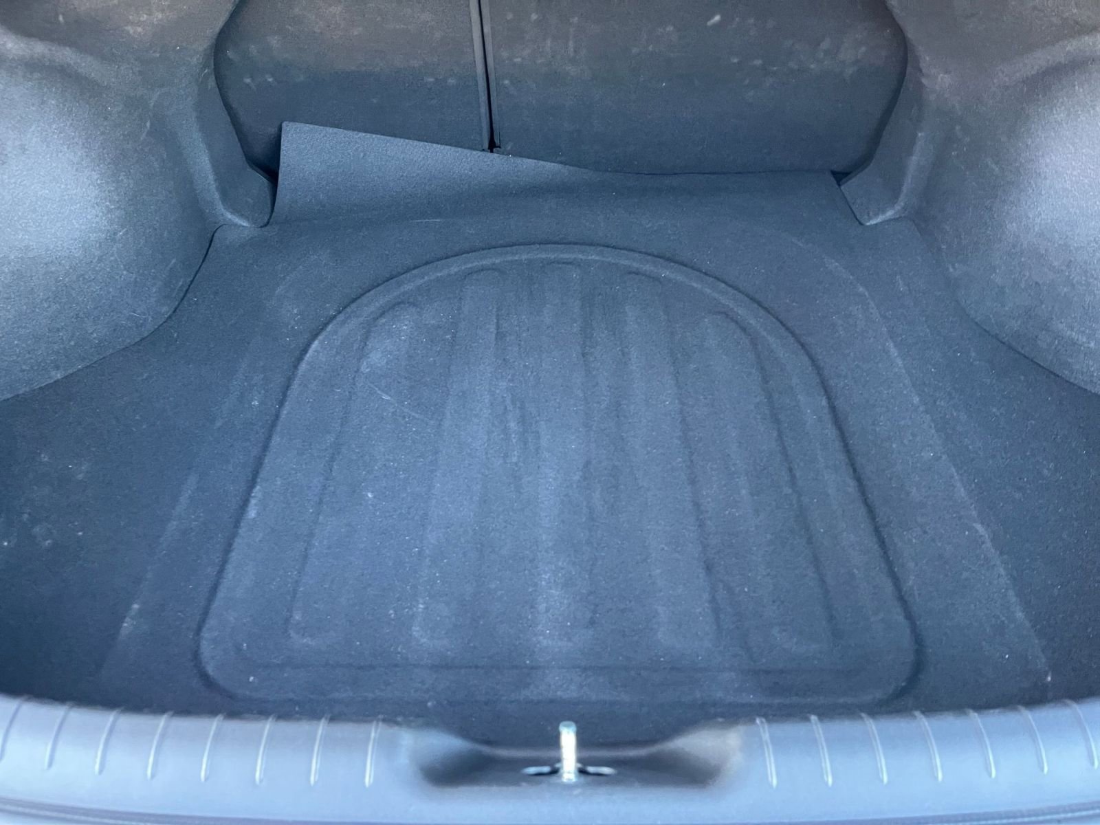 Used 2025 Hyundai Elantra Limited image 32