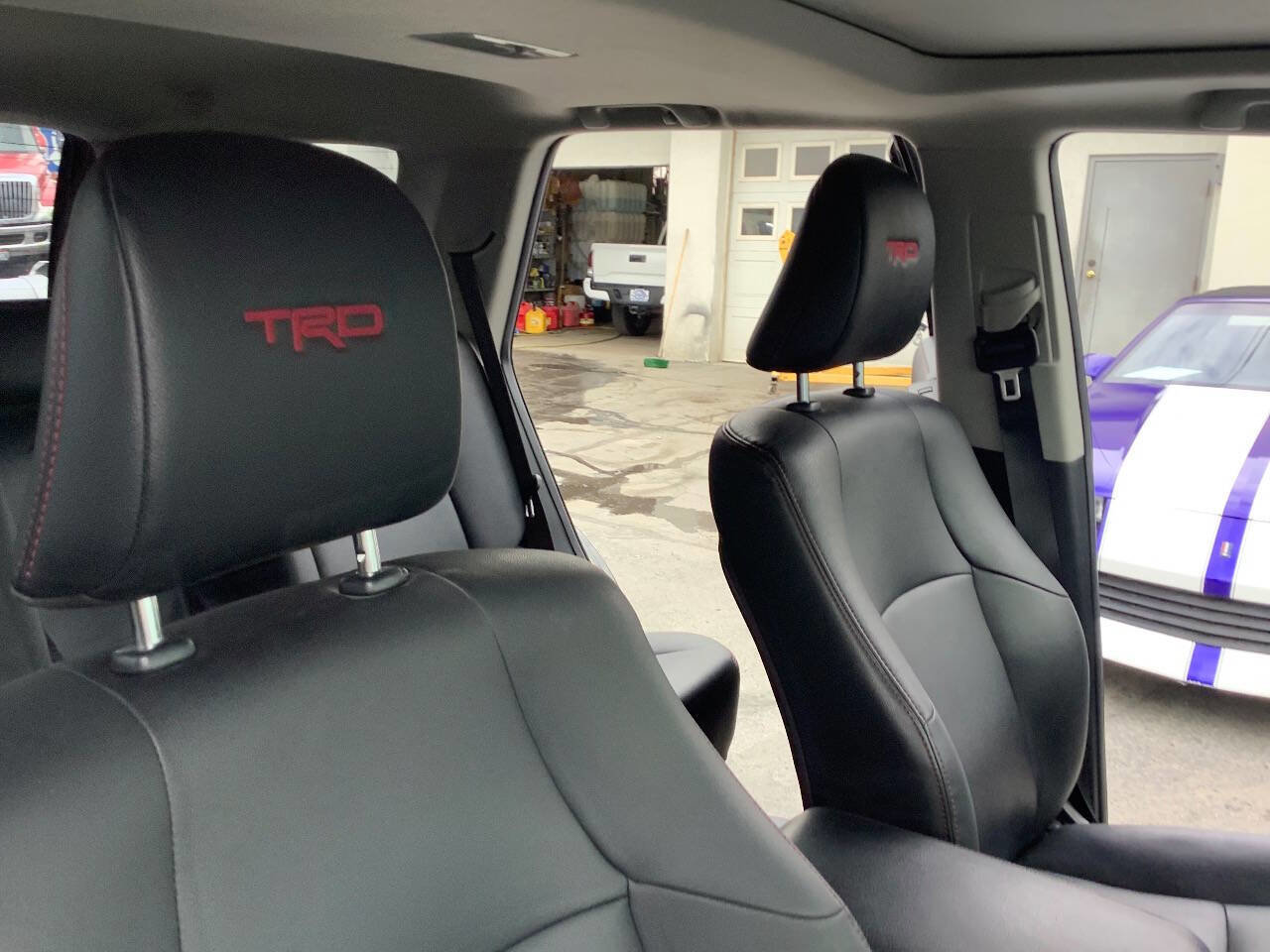 Used 2021 Toyota 4Runner Venture w/ Moonroof Package AWD/4WD image 41