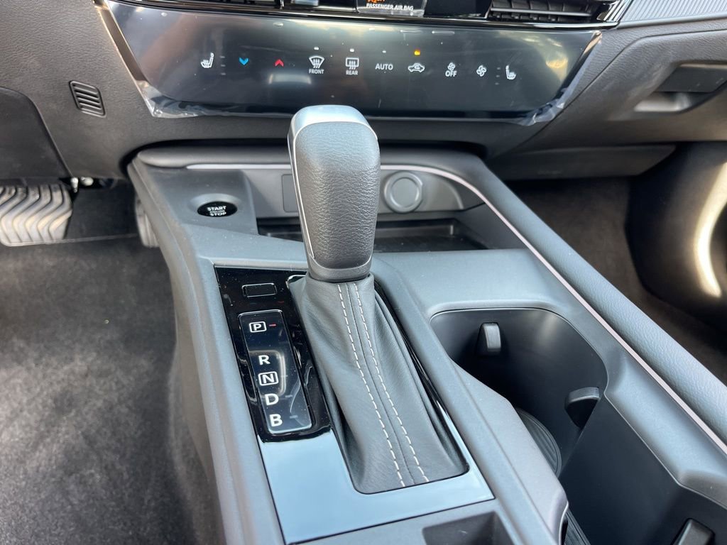 New 2026 Nissan Sentra SV w/ SV Convenience Package FWD image 12