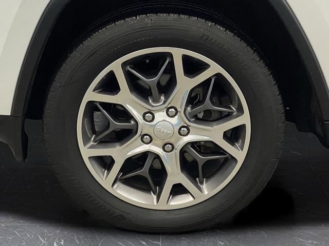 Used 2020 Jeep Grand Cherokee Limited w/ Trailer Tow Group IV image 40