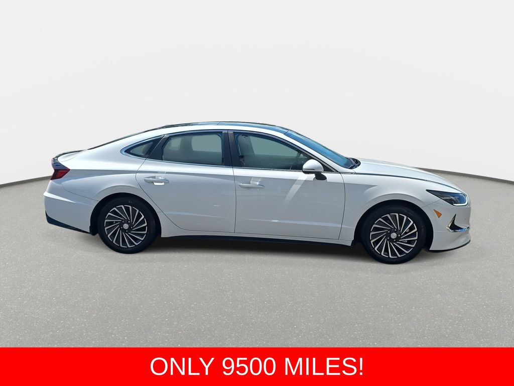 Used 2021 Hyundai Sonata Limited FWD image 4