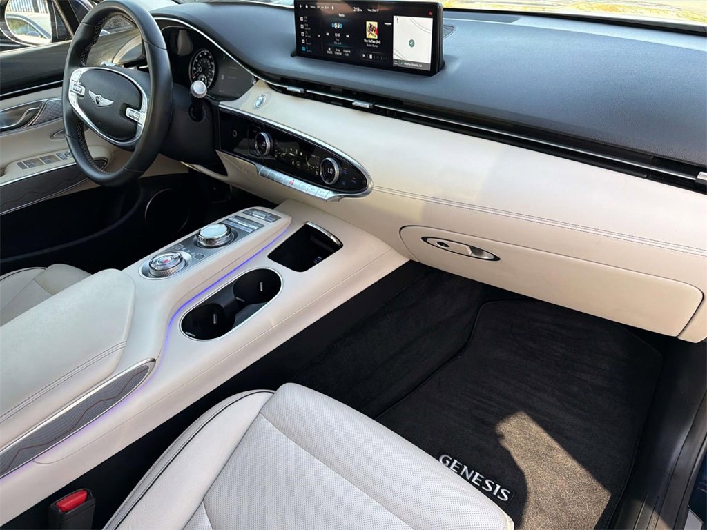 Used 2024 Genesis GV70 2.5T w/ Advanced Package image 20