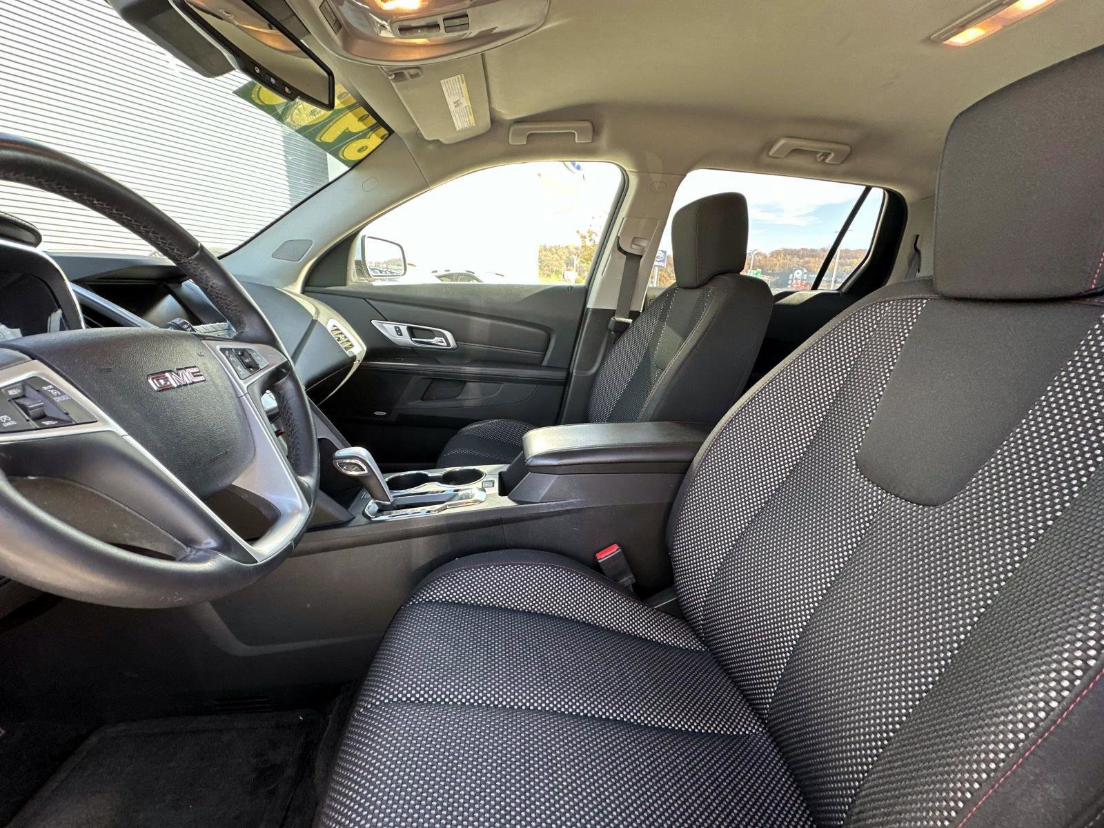 Used 2015 GMC Terrain SLE w/ Convenience Package image 22