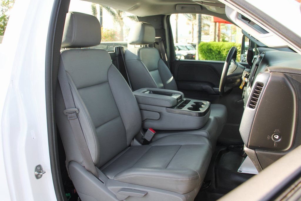 Used 2017 Chevrolet Silverado 2500 W/T RWD image 28