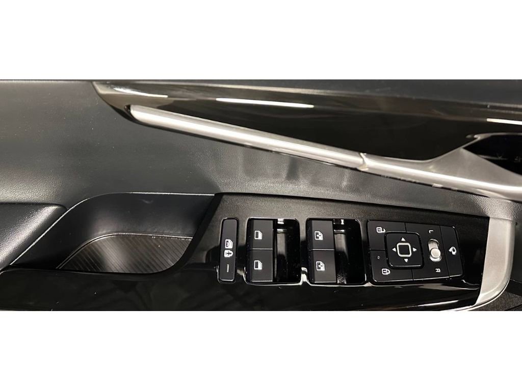 Used 2023 Kia EV6 GT-Line w/ GT-Line Suede Seat Package AWD/4WD image 33