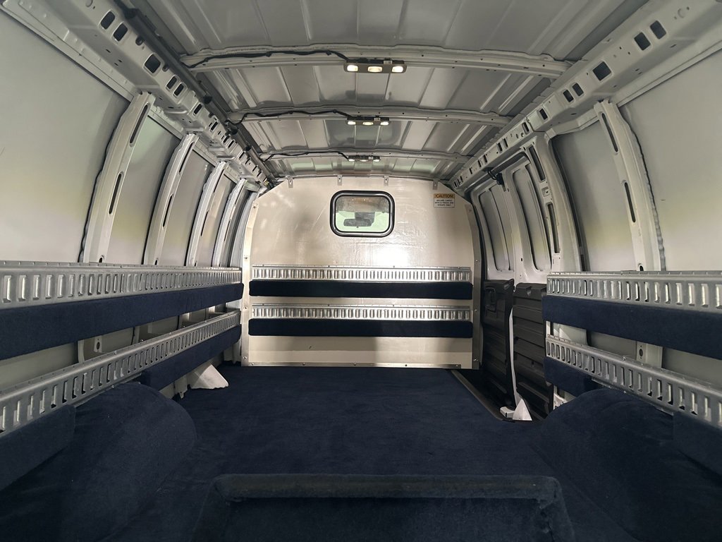 Used 2020 Chevrolet Express 2500 image 10