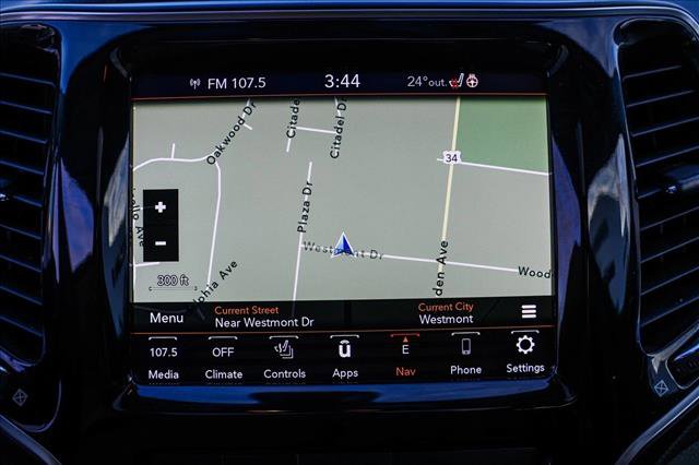 Used 2019 Jeep Cherokee Limited image 18