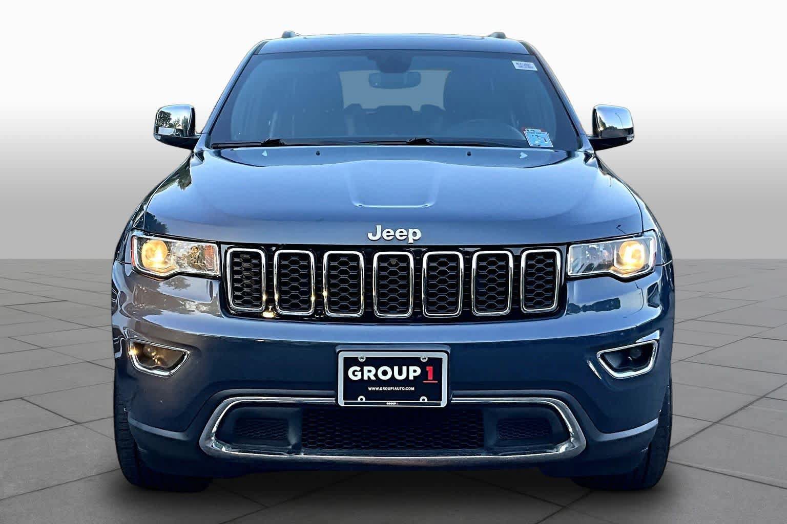 Used 2021 Jeep Grand Cherokee Limited AWD/4WD image 4