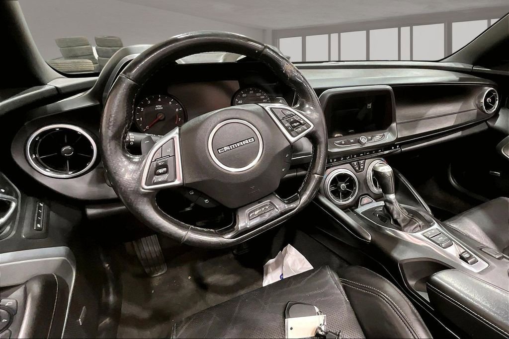 Used 2017 Chevrolet Camaro SS RWD image 16