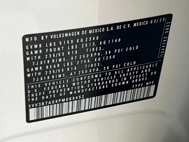 Used 2023 Volkswagen Tiguan SE FWD image 27