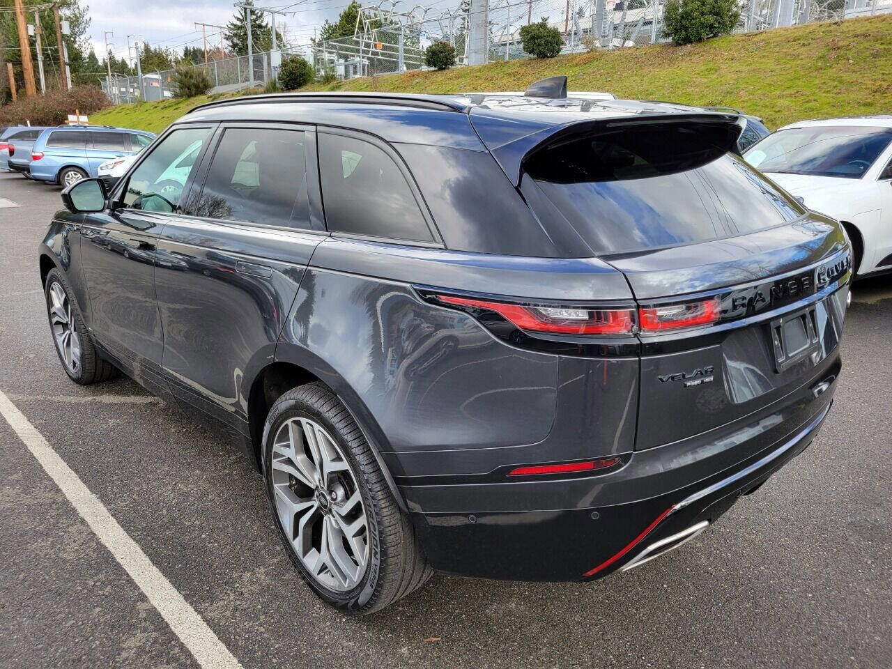 Used 2020 Land Rover Range Rover Velar R-Dynamic HSE image 5