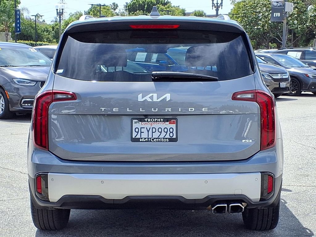 Certified 2023 Kia Telluride S image 3