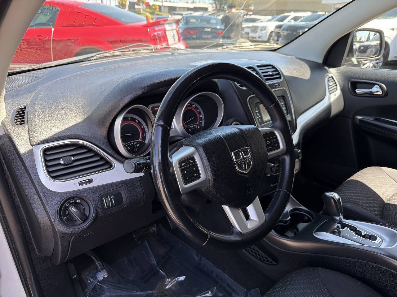 Used 2012 Dodge Journey FWD image 32