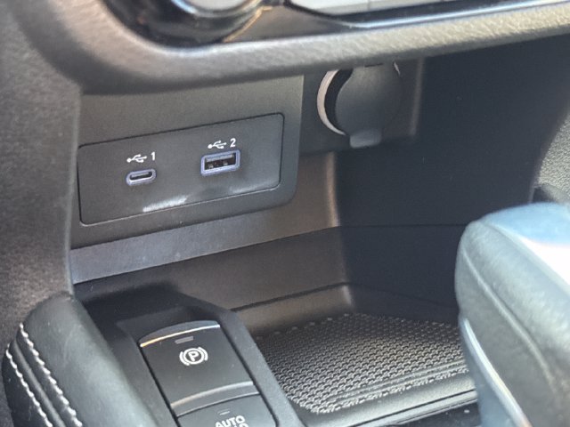 Used 2022 Nissan Kicks SV w/ Exterior Package FWD image 30