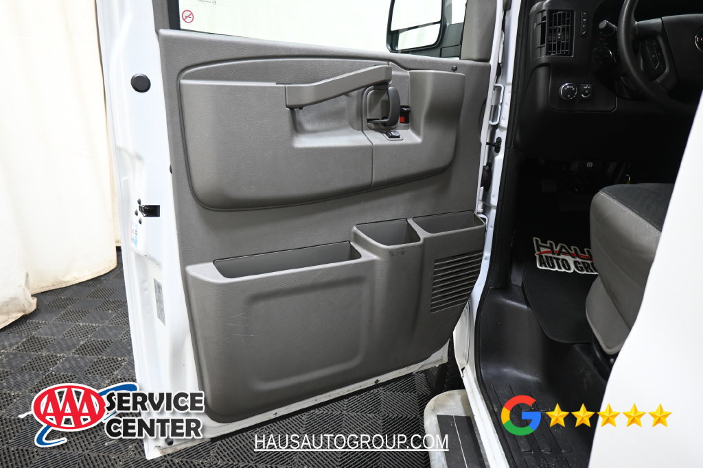 Used 2025 GMC Savana 2500 w/ Driver Convenience Package RWD image 19