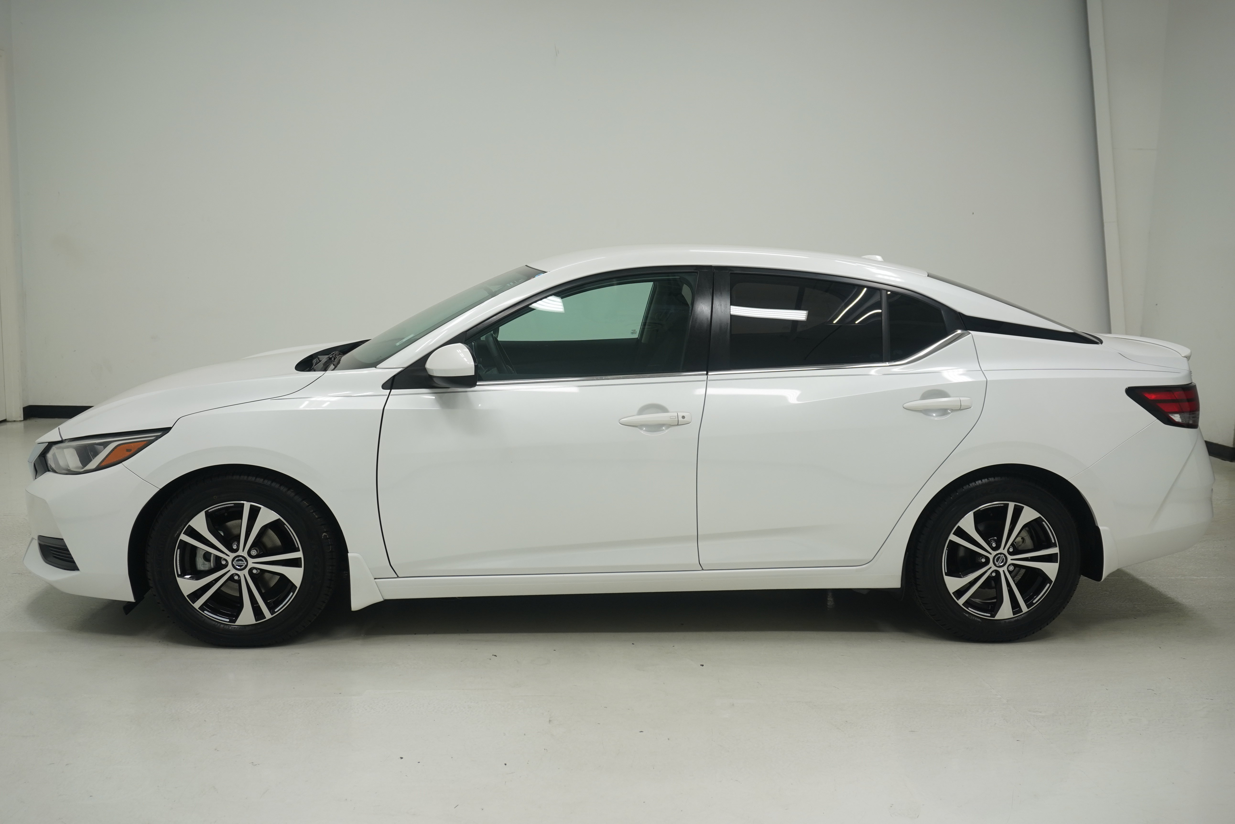 Used 2021 Nissan Sentra SV w/ Trunk Package FWD image 7