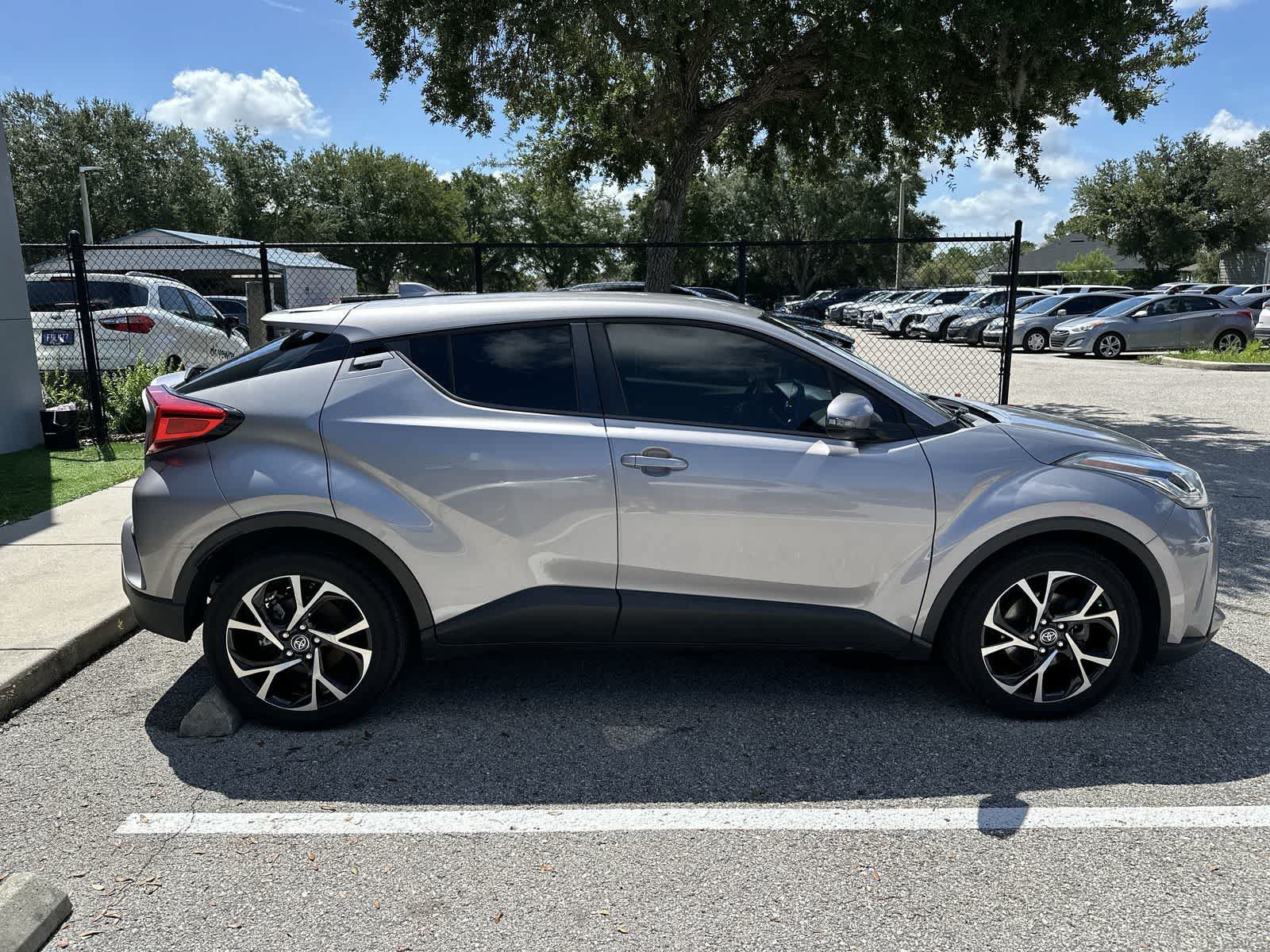 Used 2020 Toyota C-HR XLE FWD image 10