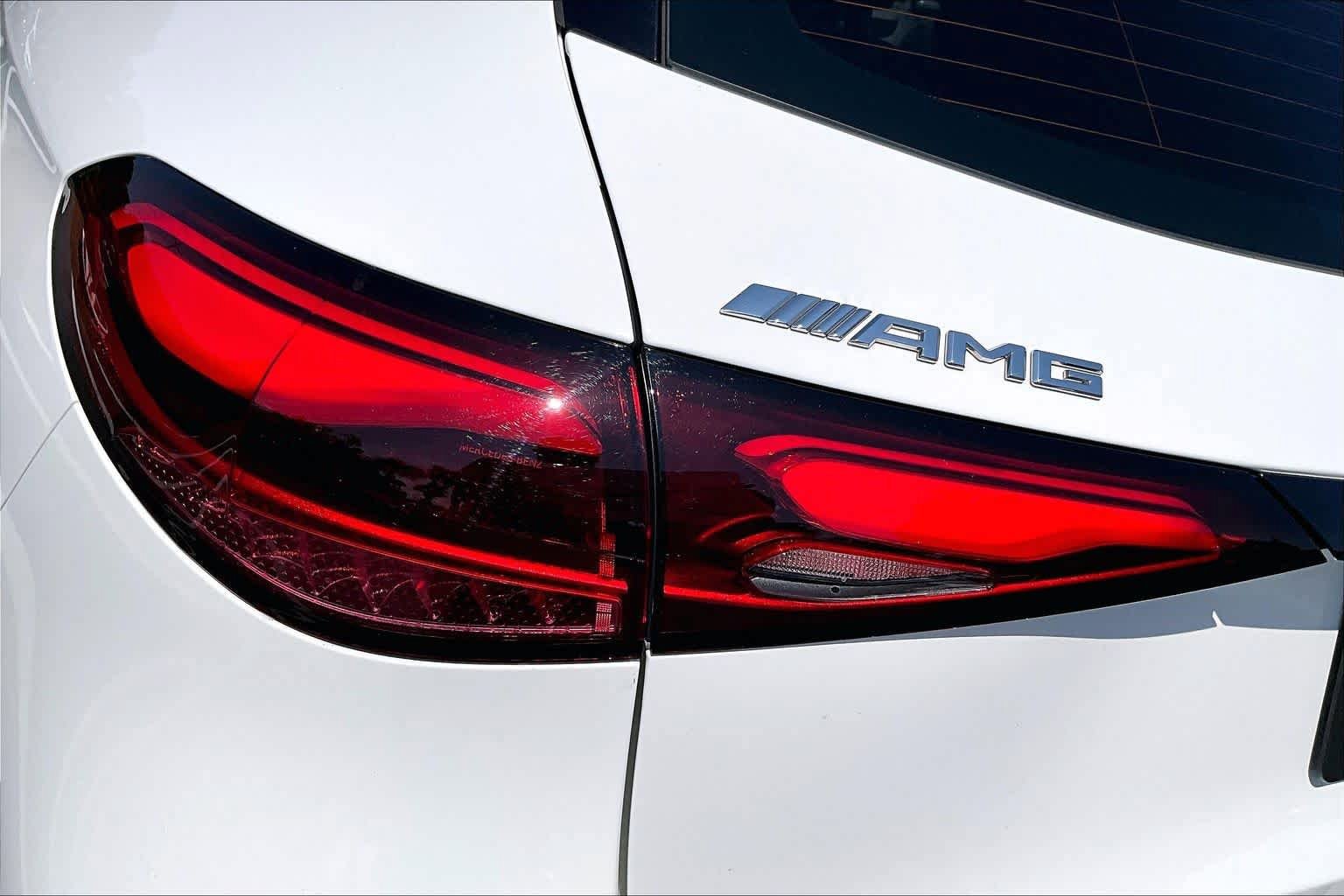 Certified 2025 Mercedes-Benz GLC 43 AMG 4MATIC image 29