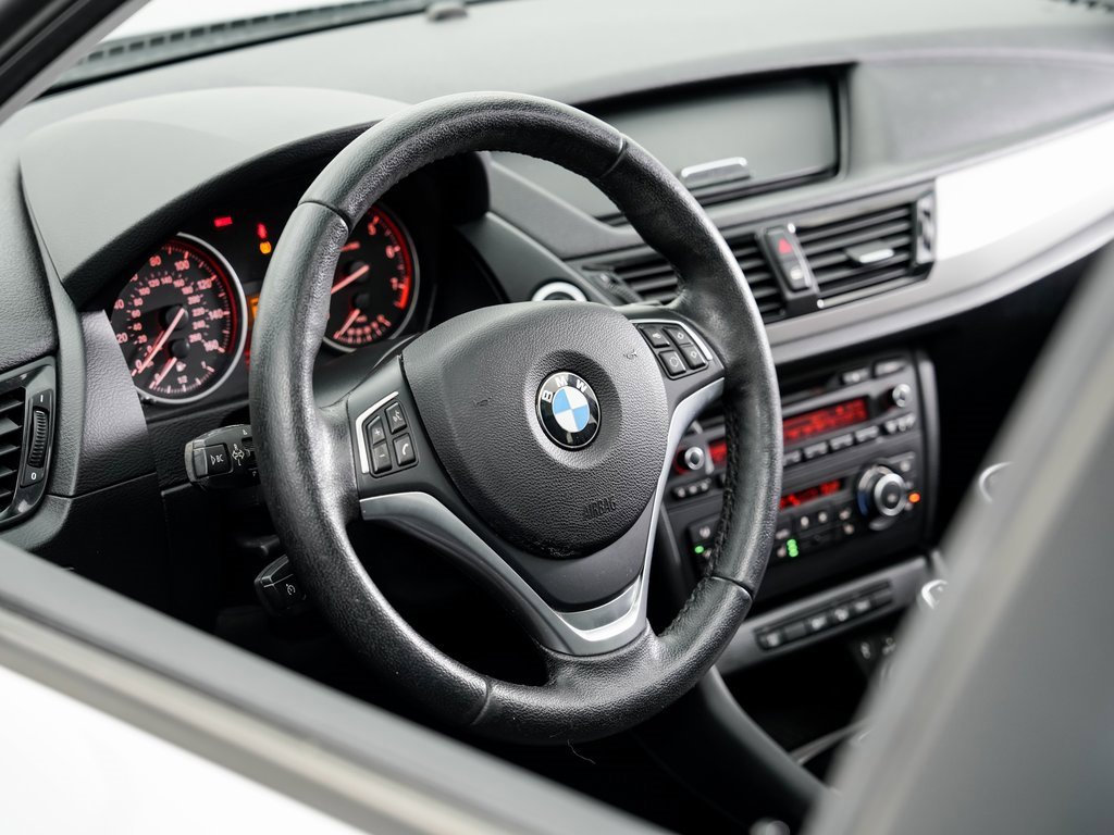 Used 2015 BMW X1 xDrive28i image 9