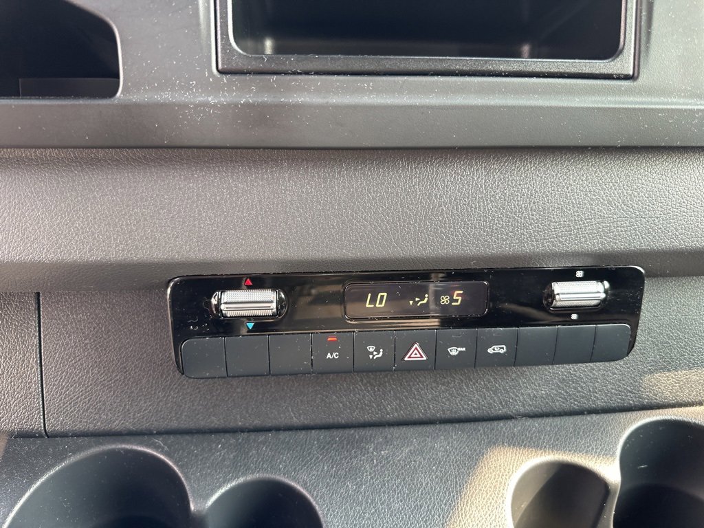 Used 2022 Mercedes-Benz Sprinter 3500 image 47