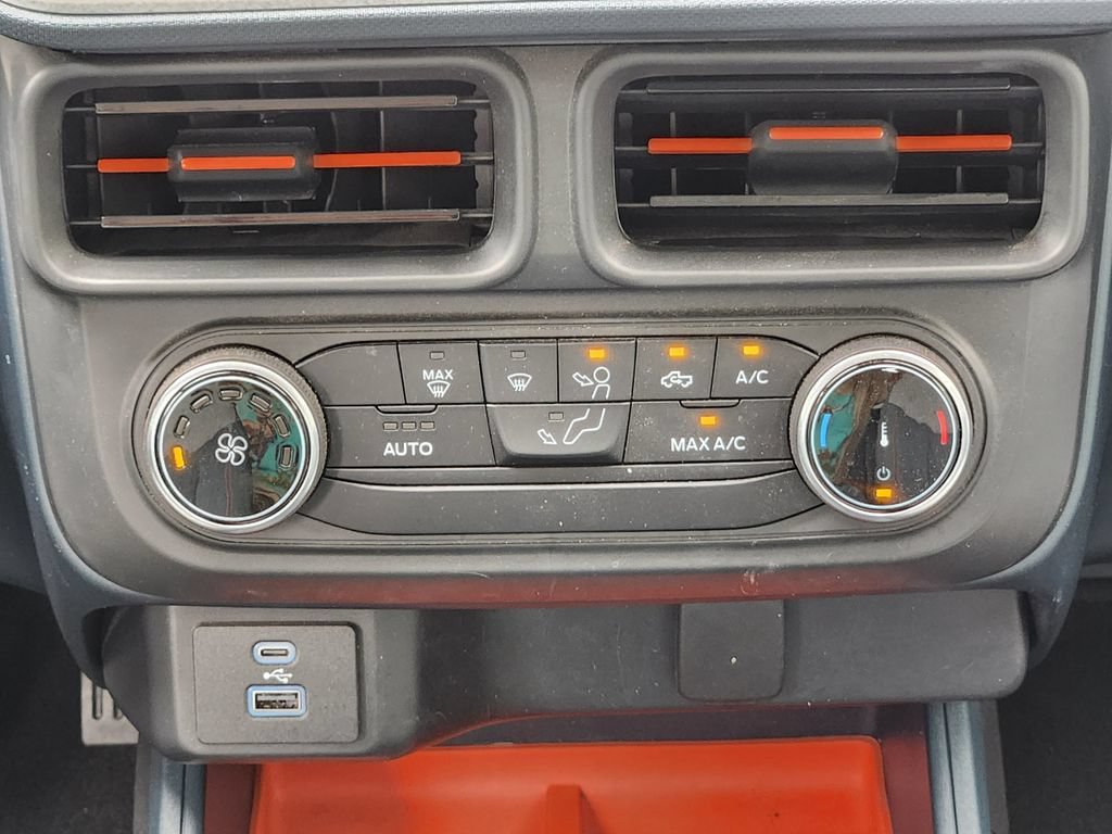 Used 2023 Ford Maverick XLT w/ Equipment Group 300A Standard AWD/4WD image 21