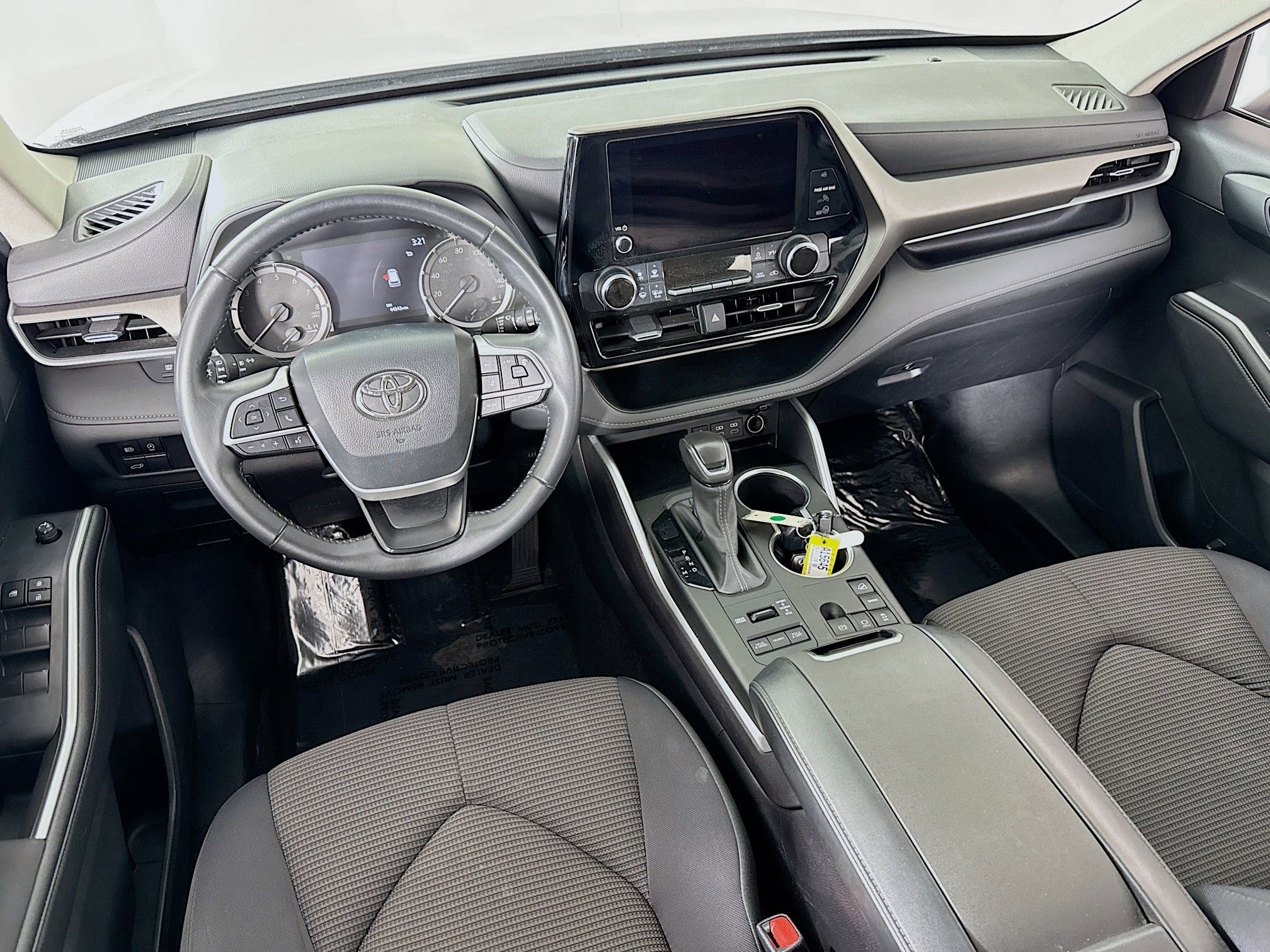 Certified 2024 Toyota Highlander LE image 19