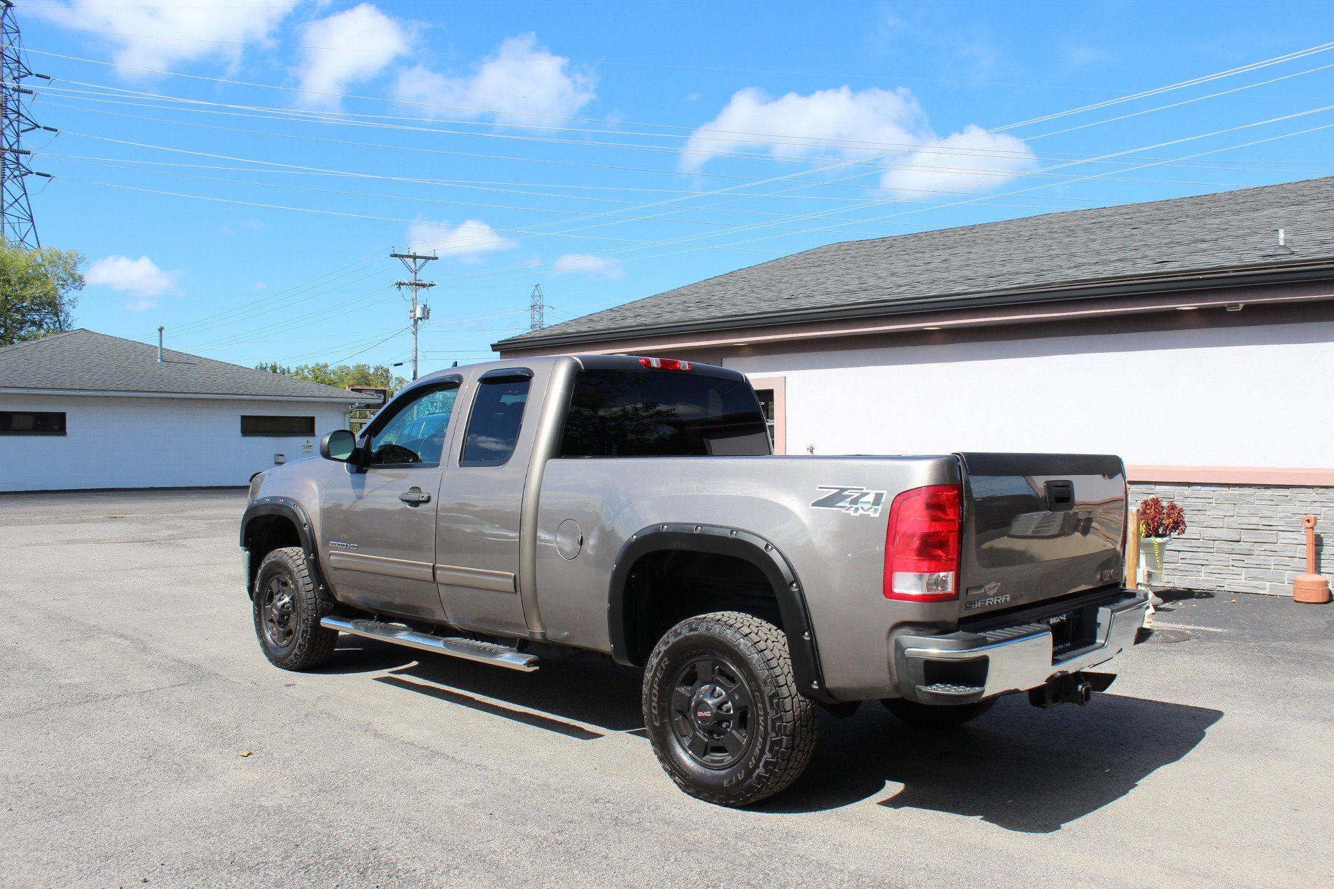 Used 2012 GMC Sierra 2500 SLE w/ Snow Plow Prep Package AWD/4WD image 9