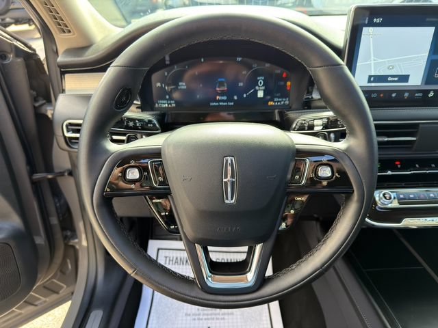 Used 2025 Lincoln Corsair FWD w/ Equipment Group 101A image 37