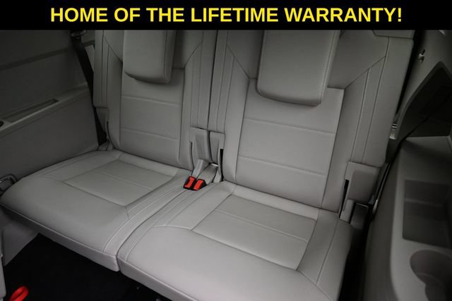 Used 2023 Volkswagen Atlas SE FWD image 38
