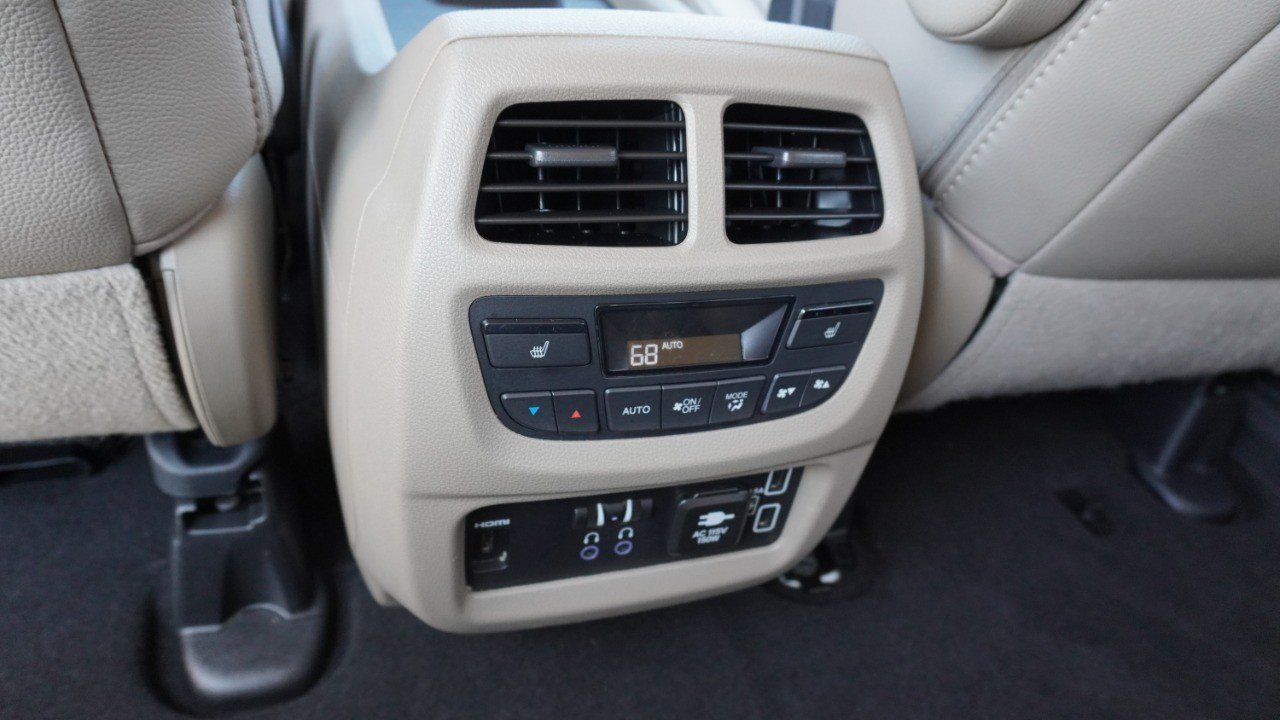 Used 2022 Honda Pilot Touring image 34