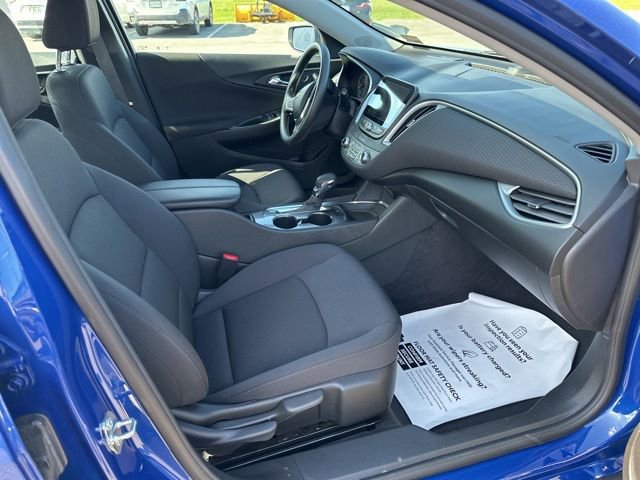 Used 2023 Chevrolet Malibu LT FWD image 9